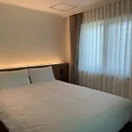 Maple Mansion Hongdae